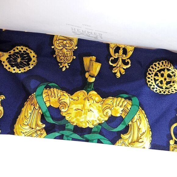 Hermes Carre Mini Silk Scarf Multicolor NEW IN BOX Authentic GIFTABLE - Picture 9 of 11